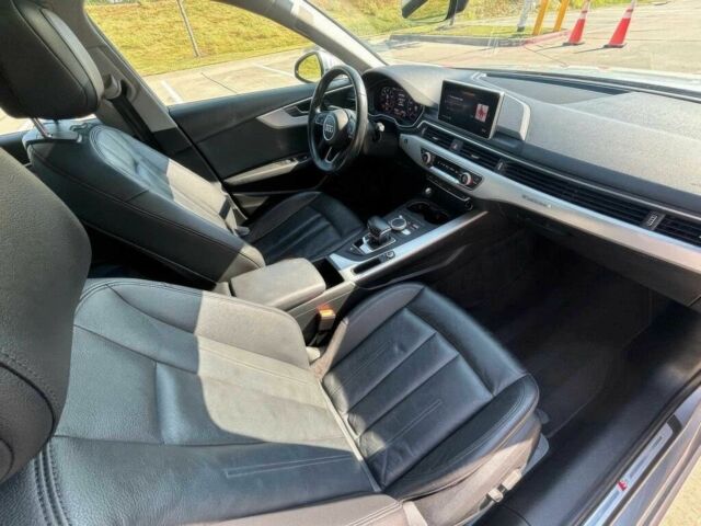 Сірий Ауді А4, об'ємом двигуна 2 л та пробігом 68 тис. км за 16600 $, фото 10 на Automoto.ua
