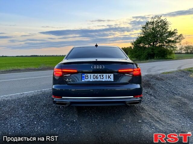 Сірий Ауді А4, об'ємом двигуна 2 л та пробігом 156 тис. км за 19000 $, фото 4 на Automoto.ua