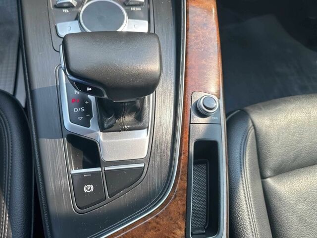 Серый Ауди А4, объемом двигателя 2 л и пробегом 41 тыс. км за 6900 $, фото 6 на Automoto.ua