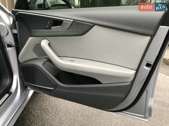 Сірий Ауді А4, об'ємом двигуна 2 л та пробігом 155 тис. км за 16890 $, фото 45 на Automoto.ua