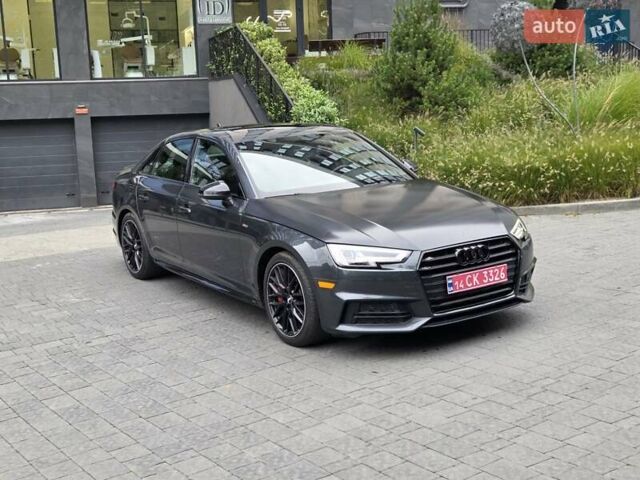 Серый Ауди А4, объемом двигателя 2 л и пробегом 212 тыс. км за 17999 $, фото 4 на Automoto.ua
