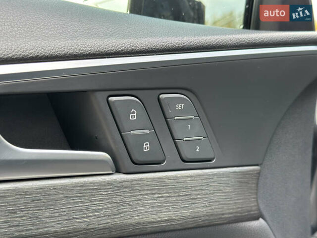 Ауди А4 2018 в Харькове на Automoto.ua Серый Ауди А4, объемом двигателя 1.98 л и пробегом 137 тыс. км за 18500 $, фото 27 на Automoto.ua