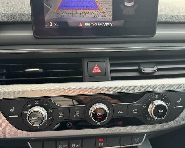 Ауді А4 2018 у Львові на Automoto.ua Сірий Ауді А4, об'ємом двигуна 1.97 л та пробігом 160 тис. км за 22700 $, фото 7 на Automoto.ua