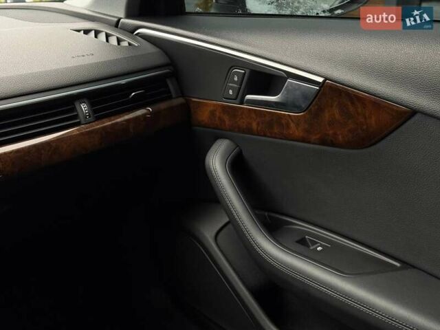 Сірий Ауді А4, об'ємом двигуна 2 л та пробігом 72 тис. км за 20500 $, фото 54 на Automoto.ua