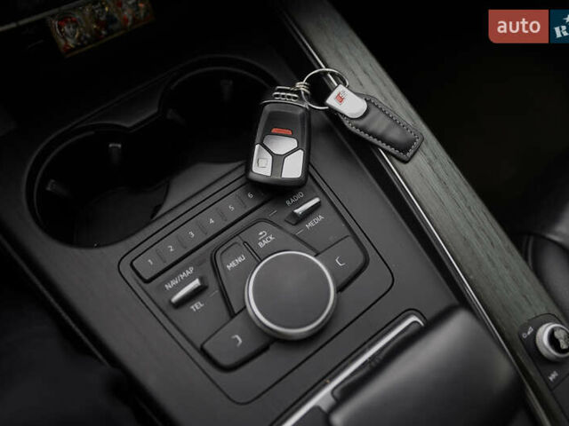 Серый Ауди А4, объемом двигателя 2 л и пробегом 157 тыс. км за 18700 $, фото 10 на Automoto.ua