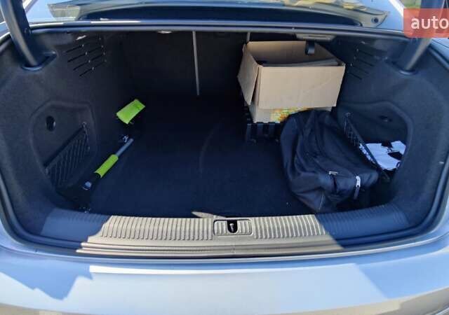 Сірий Ауді А4, об'ємом двигуна 2 л та пробігом 91 тис. км за 18200 $, фото 40 на Automoto.ua