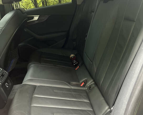 Сірий Ауді А4, об'ємом двигуна 1.98 л та пробігом 87 тис. км за 20900 $, фото 10 на Automoto.ua