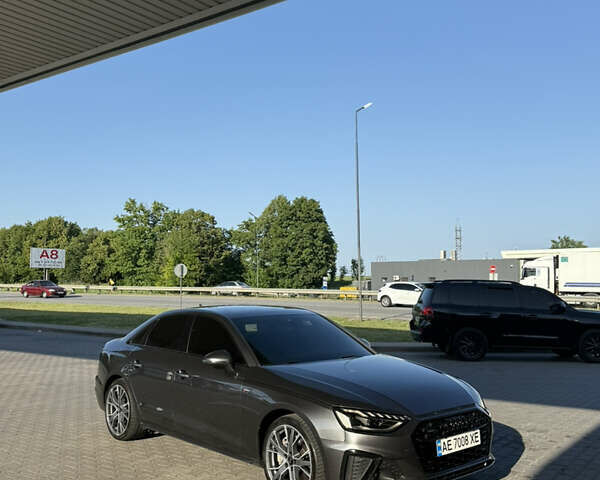 Ауді А4 2019 у Дніпро (Дніпропетровську) на Automoto.ua Сірий Ауді А4, об'ємом двигуна 2 л та пробігом 90 тис. км за 27200 $, фото 66 на Automoto.ua