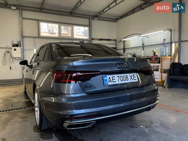 Ауді А4 2019 у Дніпро (Дніпропетровську) на Automoto.ua Сірий Ауді А4, об'ємом двигуна 2 л та пробігом 90 тис. км за 27200 $, фото 52 на Automoto.ua