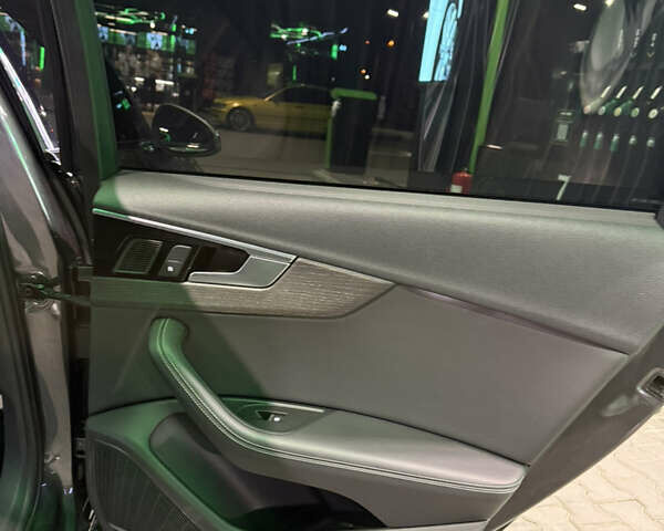 Ауді А4 2019 у Дніпро (Дніпропетровську) на Automoto.ua Сірий Ауді А4, об'ємом двигуна 2 л та пробігом 90 тис. км за 27200 $, фото 19 на Automoto.ua