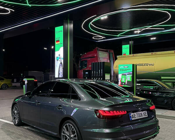 Ауді А4 2019 у Дніпро (Дніпропетровську) на Automoto.ua Сірий Ауді А4, об'ємом двигуна 2 л та пробігом 90 тис. км за 27200 $, фото 16 на Automoto.ua