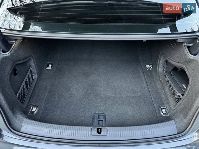 Сірий Ауді А4, об'ємом двигуна 2 л та пробігом 114 тис. км за 21000 $, фото 33 на Automoto.ua