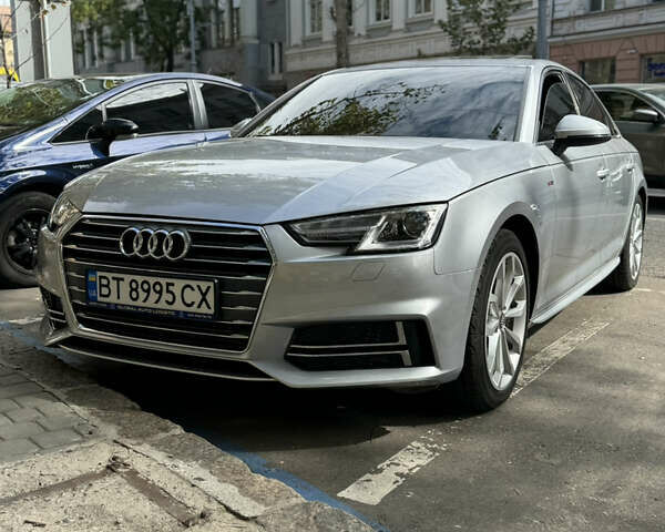 Сірий Ауді А4, об'ємом двигуна 2 л та пробігом 105 тис. км за 25500 $, фото 4 на Automoto.ua