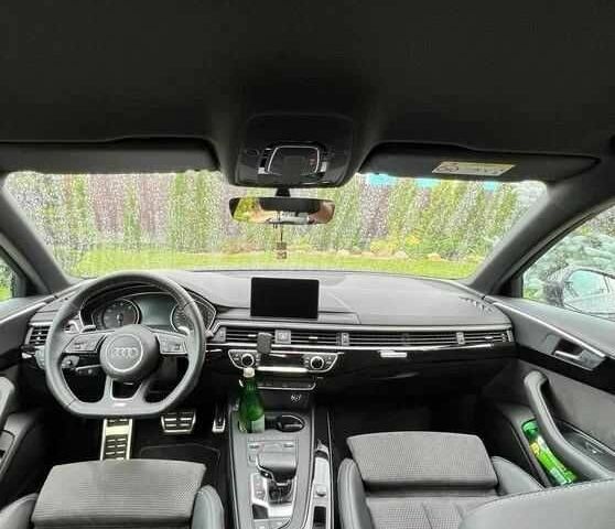 Сірий Ауді А4, об'ємом двигуна 2 л та пробігом 60 тис. км за 18000 $, фото 8 на Automoto.ua