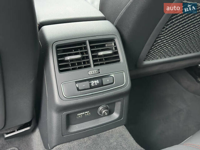 Сірий Ауді А4, об'ємом двигуна 2 л та пробігом 73 тис. км за 28500 $, фото 41 на Automoto.ua