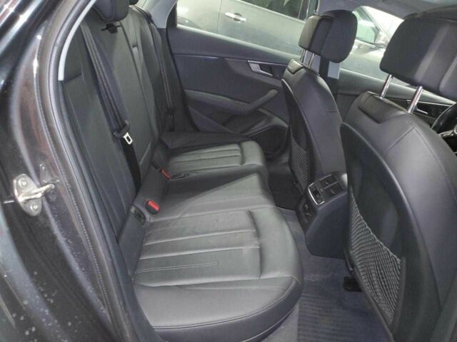 Сірий Ауді А4, об'ємом двигуна 2 л та пробігом 42 тис. км за 5000 $, фото 9 на Automoto.ua