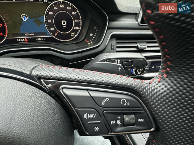 Сірий Ауді А4, об'ємом двигуна 2 л та пробігом 73 тис. км за 28500 $, фото 32 на Automoto.ua