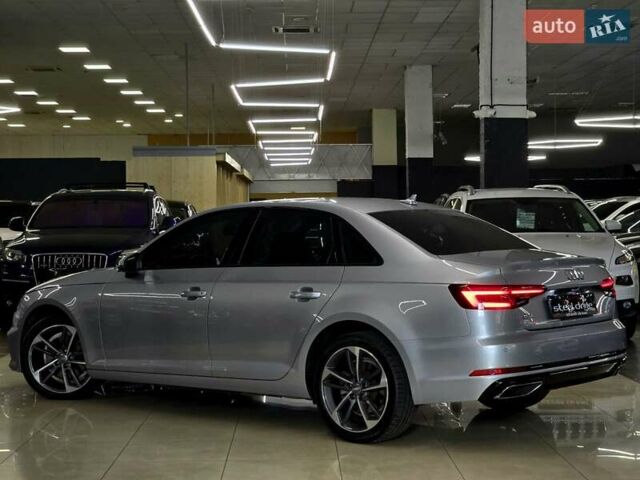 Ауді А4 2019 у Миколаєві на Automoto.ua Сірий Ауді А4, об'ємом двигуна 1.98 л та пробігом 113 тис. км за 18499 $, фото 6 на Automoto.ua