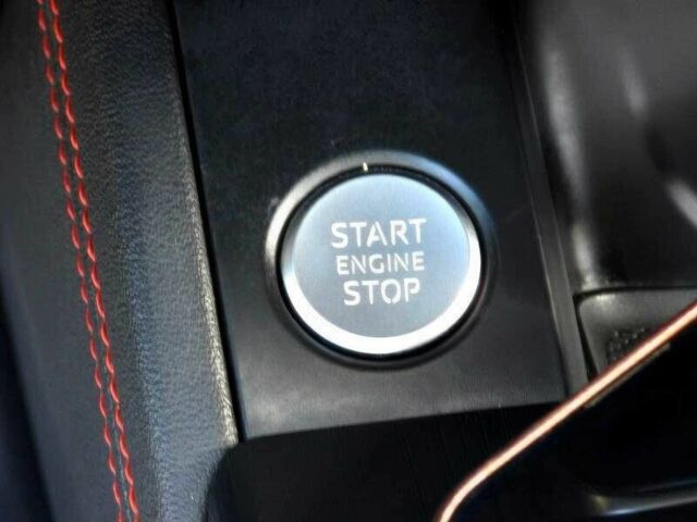 Серый Ауди А4, объемом двигателя 2 л и пробегом 37 тыс. км за 10000 $, фото 18 на Automoto.ua