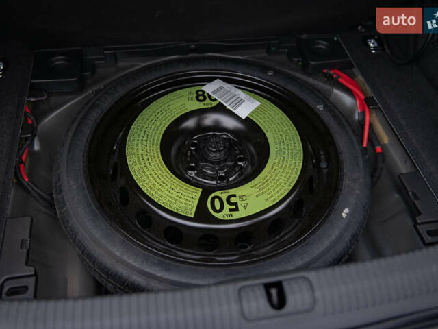 Сірий Ауді А4, об'ємом двигуна 1.98 л та пробігом 61 тис. км за 24999 $, фото 18 на Automoto.ua