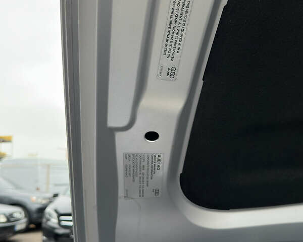 Сірий Ауді А4, об'ємом двигуна 2 л та пробігом 73 тис. км за 28500 $, фото 16 на Automoto.ua