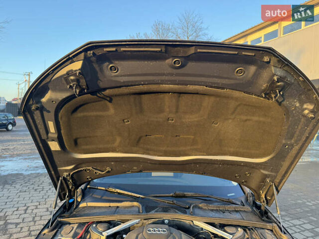 Сірий Ауді А4, об'ємом двигуна 1.98 л та пробігом 147 тис. км за 19300 $, фото 32 на Automoto.ua