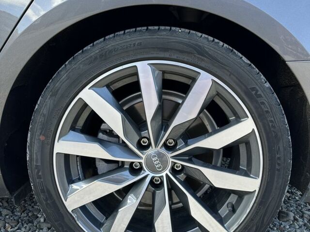 Серый Ауди А4, объемом двигателя 2 л и пробегом 59 тыс. км за 24000 $, фото 4 на Automoto.ua