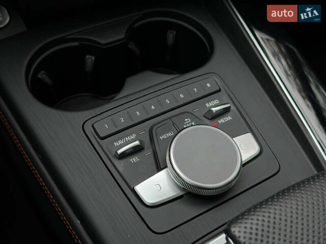 Сірий Ауді А4, об'ємом двигуна 2 л та пробігом 73 тис. км за 28500 $, фото 36 на Automoto.ua