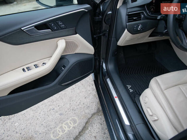 Сірий Ауді А4, об'ємом двигуна 1.98 л та пробігом 61 тис. км за 24999 $, фото 23 на Automoto.ua