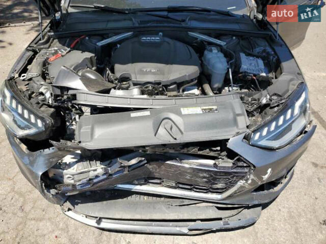 Сірий Ауді А4, об'ємом двигуна 2 л та пробігом 67 тис. км за 18500 $, фото 4 на Automoto.ua