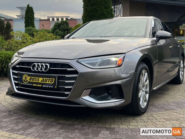 Серый Ауди А4, объемом двигателя 2 л и пробегом 130 тыс. км за 23900 $, фото 2 на Automoto.ua