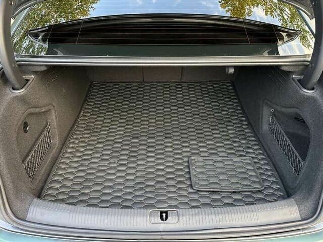 Сірий Ауді А4, об'ємом двигуна 2 л та пробігом 90 тис. км за 22300 $, фото 15 на Automoto.ua