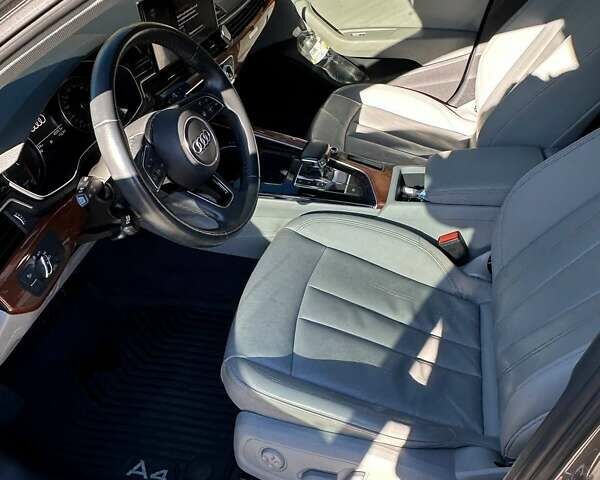 Сірий Ауді А4, об'ємом двигуна 1.98 л та пробігом 97 тис. км за 25000 $, фото 5 на Automoto.ua