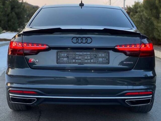 Серый Ауди А4, объемом двигателя 2 л и пробегом 72 тыс. км за 21000 $, фото 5 на Automoto.ua