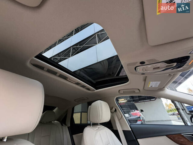 Ауді А4 2020 у Києві на Automoto.ua Сірий Ауді А4, об'ємом двигуна 1.98 л та пробігом 72 тис. км за 31499 $, фото 39 на Automoto.ua