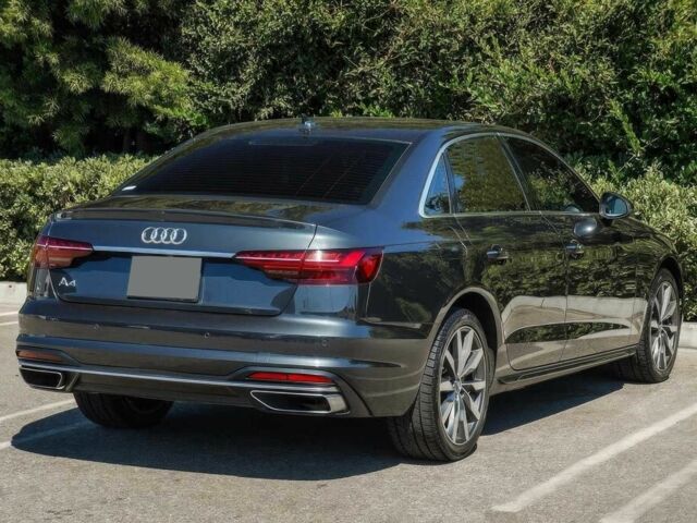 Сірий Ауді А4, об'ємом двигуна 2 л та пробігом 38 тис. км за 8900 $, фото 4 на Automoto.ua