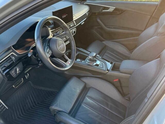 Сірий Ауді А4, об'ємом двигуна 2 л та пробігом 60 тис. км за 17500 $, фото 14 на Automoto.ua