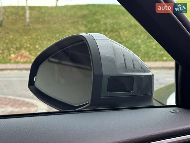 Ауді А4 2020 у Києві на Automoto.ua Сірий Ауді А4, об'ємом двигуна 1.98 л та пробігом 72 тис. км за 31499 $, фото 11 на Automoto.ua