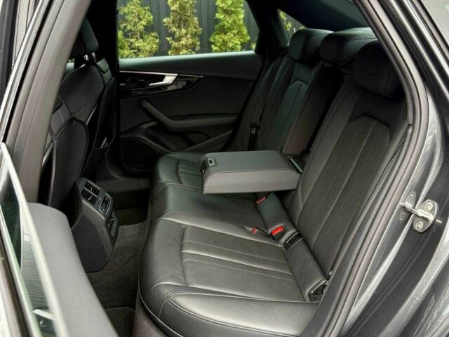Сірий Ауді А4, об'ємом двигуна 2 л та пробігом 23 тис. км за 35900 $, фото 15 на Automoto.ua