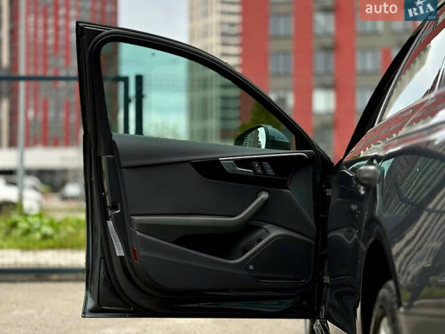 Сірий Ауді А4, об'ємом двигуна 2 л та пробігом 23 тис. км за 35900 $, фото 45 на Automoto.ua