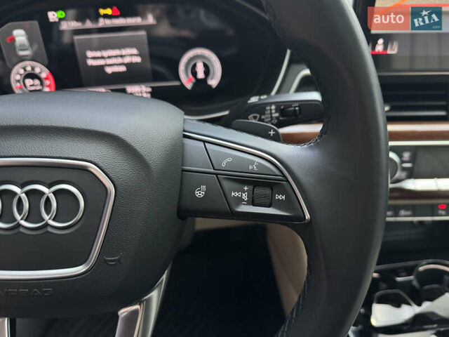Ауді А4 2020 у Києві на Automoto.ua Сірий Ауді А4, об'ємом двигуна 1.98 л та пробігом 72 тис. км за 31499 $, фото 16 на Automoto.ua