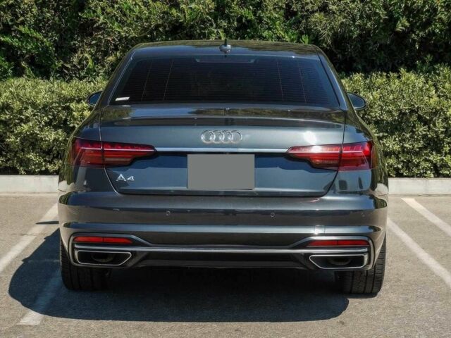 Сірий Ауді А4, об'ємом двигуна 2 л та пробігом 38 тис. км за 8900 $, фото 5 на Automoto.ua