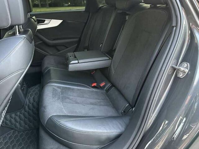 Сірий Ауді А4, об'ємом двигуна 2 л та пробігом 90 тис. км за 22300 $, фото 13 на Automoto.ua