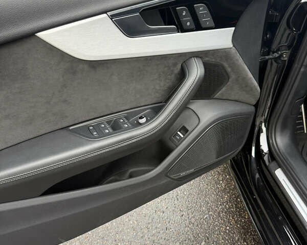 Сірий Ауді А4, об'ємом двигуна 2 л та пробігом 109 тис. км за 29500 $, фото 13 на Automoto.ua