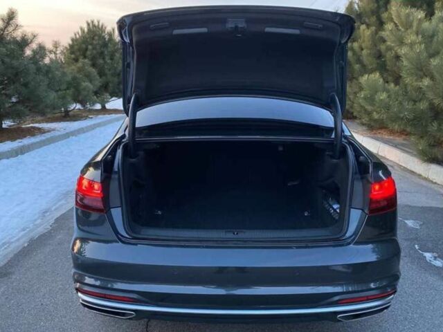 Серый Ауди А4, объемом двигателя 2 л и пробегом 72 тыс. км за 21000 $, фото 14 на Automoto.ua