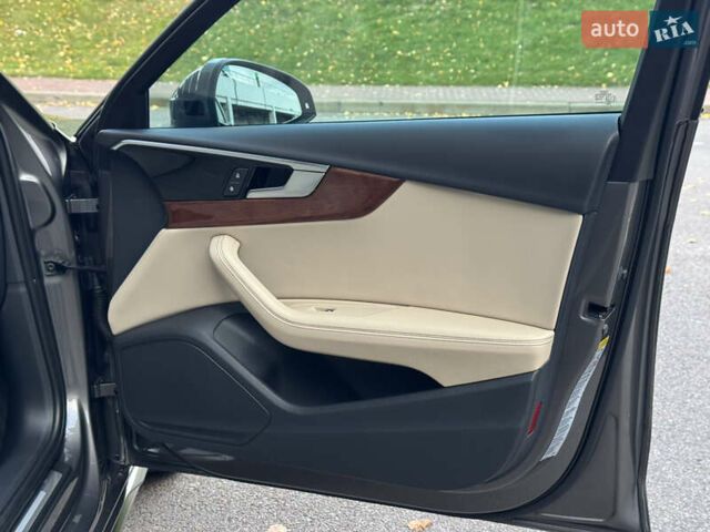 Ауді А4 2020 у Києві на Automoto.ua Сірий Ауді А4, об'ємом двигуна 1.98 л та пробігом 72 тис. км за 31499 $, фото 35 на Automoto.ua