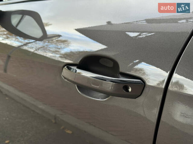 Ауді А4 2020 у Києві на Automoto.ua Сірий Ауді А4, об'ємом двигуна 1.98 л та пробігом 72 тис. км за 31499 $, фото 7 на Automoto.ua