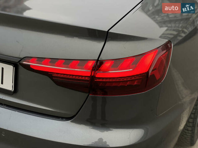 Серый Ауди А4, объемом двигателя 1.98 л и пробегом 67 тыс. км за 27999 $, фото 10 на Automoto.ua