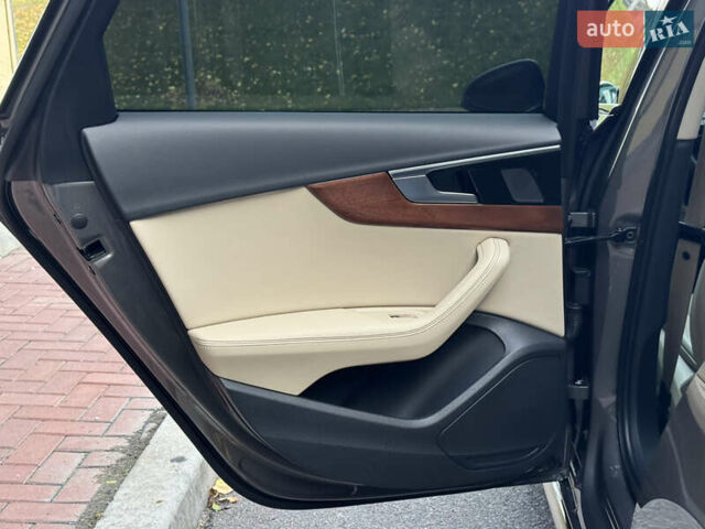 Ауді А4 2020 у Києві на Automoto.ua Сірий Ауді А4, об'ємом двигуна 1.98 л та пробігом 72 тис. км за 31499 $, фото 25 на Automoto.ua