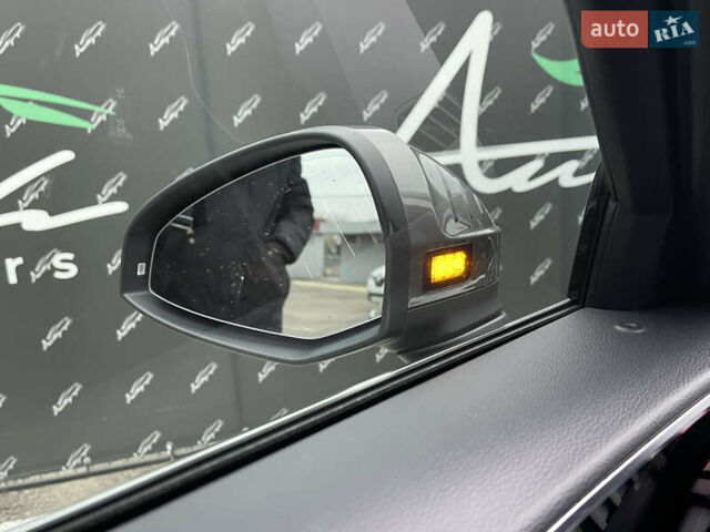 Серый Ауди А4, объемом двигателя 2 л и пробегом 49 тыс. км за 30800 $, фото 7 на Automoto.ua